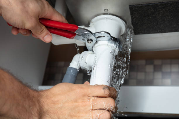 Best Carpet water damage restoration  in Myrtletown, CA
